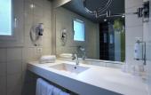 Туры в отель Hotel Le Cinq Hyper Centre Ville Туры в отель Hotel Le Cinq Hyper Centre Ville