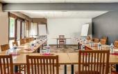 Туры в отель ibis Salon de Provence Sud Туры в отель ibis Salon de Provence Sud