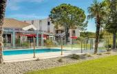 Туры в отель ibis Salon de Provence Sud Туры в отель ibis Salon de Provence Sud