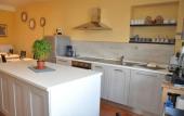 Туры в отель At Home Bed and Breakfast Туры в отель At Home Bed and Breakfast