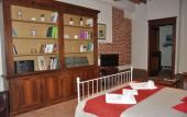 Туры в отель At Home Bed and Breakfast Туры в отель At Home Bed and Breakfast