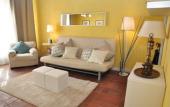 Туры в отель At Home Bed and Breakfast Туры в отель At Home Bed and Breakfast