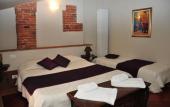 Туры в отель At Home Bed and Breakfast Туры в отель At Home Bed and Breakfast