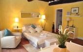 Туры в отель At Home Bed and Breakfast Туры в отель At Home Bed and Breakfast