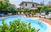 Туры в отель Hotel Benaco Туры в отель Hotel Benaco