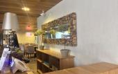 Туры в отель Tom's Cabin Hotel Туры в отель Tom's Cabin Hotel