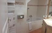 Туры в отель Hostellerie des Clos Туры в отель Hostellerie des Clos