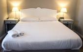 Туры в отель Hotel de France - Hotel de charme en Provence Туры в отель Hotel de France - Hotel de charme en Provence