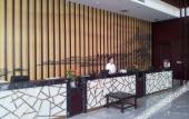 Туры в отель Scholars Hotel (Zhenjiang City Government Sports Exhibition Center) Туры в отель Scholars Hotel (Zhenjiang City Government Sports Exhibition Center)
