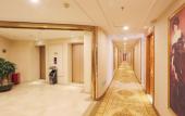Туры в отель Vienna 3rd Hotel (Chaozhou Ancient City Arch Street Store) Туры в отель Vienna 3rd Hotel (Chaozhou Ancient City Arch Street Store)