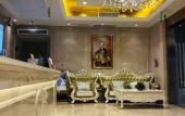 Туры в отель Vienna Hotel (Chongqing Yangjiaping Pedestrian Street Light Rail Station) Туры в отель Vienna Hotel (Chongqing Yangjiaping Pedestrian Street Light Rail Station)