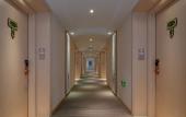 Туры в отель Vienna 3 Best Hotel (Beijing Gucheng subway station store) Туры в отель Vienna 3 Best Hotel (Beijing Gucheng subway station store)