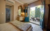 Туры в отель Hotel la Magnaneraie Туры в отель Hotel la Magnaneraie