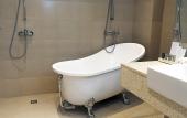 Туры в отель The Monarch Hotel Туры в отель The Monarch Hotel