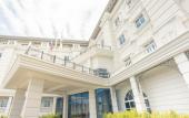 Туры в отель The Monarch Hotel Туры в отель The Monarch Hotel