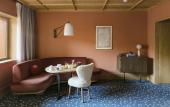 Туры в отель Hotel Le Coucou Meribel Туры в отель Hotel Le Coucou Meribel
