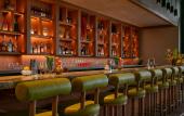 Туры в отель Moxy Brooklyn Williamsburg Туры в отель Moxy Brooklyn Williamsburg