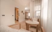 Туры в отель 6 Rooms By Zula Туры в отель 6 Rooms By Zula