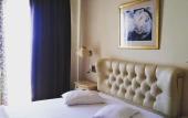 Туры в отель Hotel Queens Leriotis Туры в отель Hotel Queens Leriotis