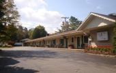Туры в отель Maple Leaf Inn - Lake Placid Туры в отель Maple Leaf Inn - Lake Placid