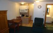 Туры в отель Maple Leaf Inn - Lake Placid Туры в отель Maple Leaf Inn - Lake Placid