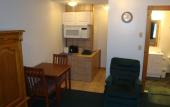 Туры в отель Maple Leaf Inn - Lake Placid Туры в отель Maple Leaf Inn - Lake Placid