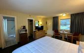 Туры в отель Maple Leaf Inn - Lake Placid Туры в отель Maple Leaf Inn - Lake Placid