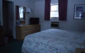 Туры в отель Maple Leaf Inn - Lake Placid Туры в отель Maple Leaf Inn - Lake Placid
