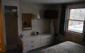 Туры в отель Maple Leaf Inn - Lake Placid Туры в отель Maple Leaf Inn - Lake Placid