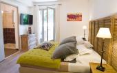 Туры в отель Hotel de Charme L'Amandiere Туры в отель Hotel de Charme L'Amandiere