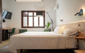 Туры в отель La moderna suites Туры в отель La moderna suites