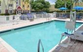Туры в отель Candlewood Suites Miami Doral by IHG Туры в отель Candlewood Suites Miami Doral by IHG