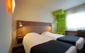 Туры в отель Hotel Campanile Paris Ouest - Chaville Туры в отель Hotel Campanile Paris Ouest - Chaville