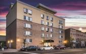 Туры в отель La Quinta Inn & Suites by Wyndham Brooklyn Downtown Туры в отель La Quinta Inn & Suites by Wyndham Brooklyn Downtown