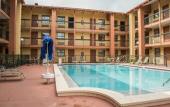 Туры в отель Rodeway Inn Near Ybor City - Casino Туры в отель Rodeway Inn Near Ybor City - Casino