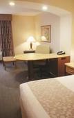 Туры в отель La Quinta Inn & Suites by Wyndham Islip - MacArthur Airport Туры в отель La Quinta Inn & Suites by Wyndham Islip - MacArthur Airport