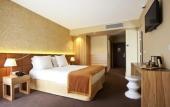 Туры в отель Golden Tulip Avignon Le Paradou Туры в отель Golden Tulip Avignon Le Paradou