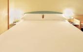 Туры в отель ibis Cognac Centre Туры в отель ibis Cognac Centre