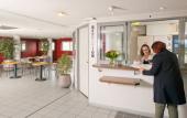 Туры в отель Sejours & Affaires Poitiers Lamartine Туры в отель Sejours & Affaires Poitiers Lamartine