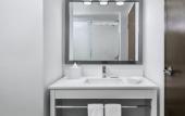 Туры в отель Four Points by Sheraton Barrie Туры в отель Four Points by Sheraton Barrie