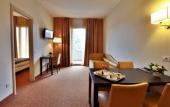 Туры в отель Regal Hotel Туры в отель Regal Hotel