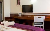 Туры в отель Hostal Porcel Torrejon Туры в отель Hostal Porcel Torrejon