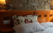 Туры в отель Hotel Entrecercas Туры в отель Hotel Entrecercas
