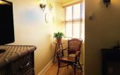 Туры в отель Hotel Manoir Sherbrooke Туры в отель Hotel Manoir Sherbrooke