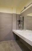 Туры в отель OYO 928 Leaf Hostel Туры в отель OYO 928 Leaf Hostel