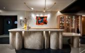 Туры в отель The Drake Hotel Туры в отель The Drake Hotel