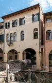 Туры в отель BURANELLI CHARME ROOMS Туры в отель BURANELLI CHARME ROOMS