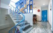 Туры в отель Santorini House and Coffee Туры в отель Santorini House and Coffee