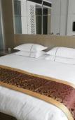 Туры в отель Rongcheng Celebrity Hotel (Rongcheng High Speed Rail Station Shop) Туры в отель Rongcheng Celebrity Hotel (Rongcheng High Speed Rail Station Shop)