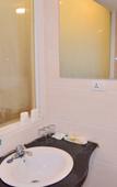 Туры в отель Home Inn Huayi Hotel (Wudangshan Jingqu Rukou Road) Туры в отель Home Inn Huayi Hotel (Wudangshan Jingqu Rukou Road)